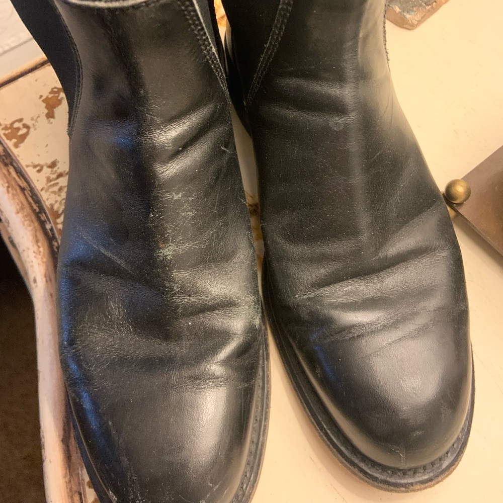 Blundstone Australian black womens boots